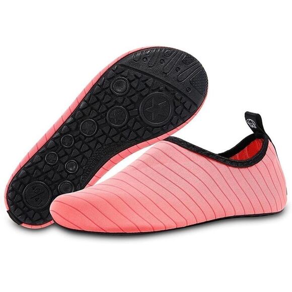 Lily Women’s Aqua Shoes Socks sz Medium (7/8) Coral NEW # bag 50-FK - Picture 2 of 6